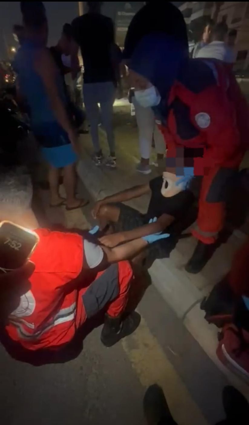 جريح في حادث صدم دراجة نارية على الكورنيش البحر في صيدا 1