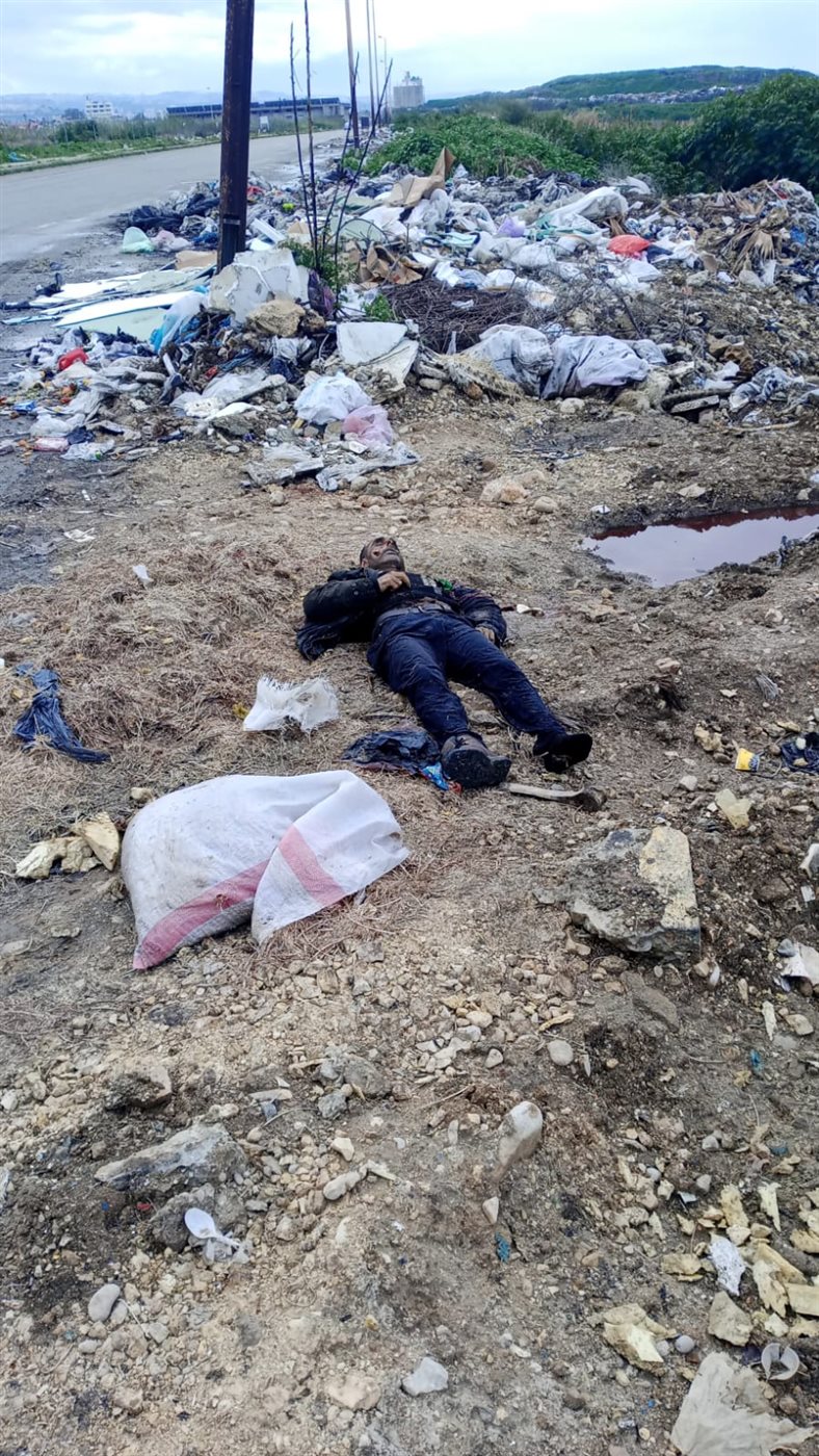 عاجل بالصور داخل الخبر: جريمتي قتل في الجنوب ... العثور على جثة شاب في مكب نفايات سينيق وشاب اخر في معرض للسيارات في زفتا !
