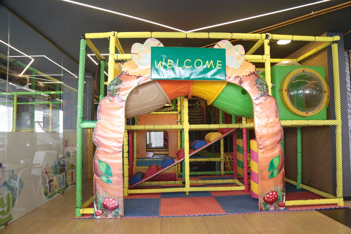 Fun City (1)