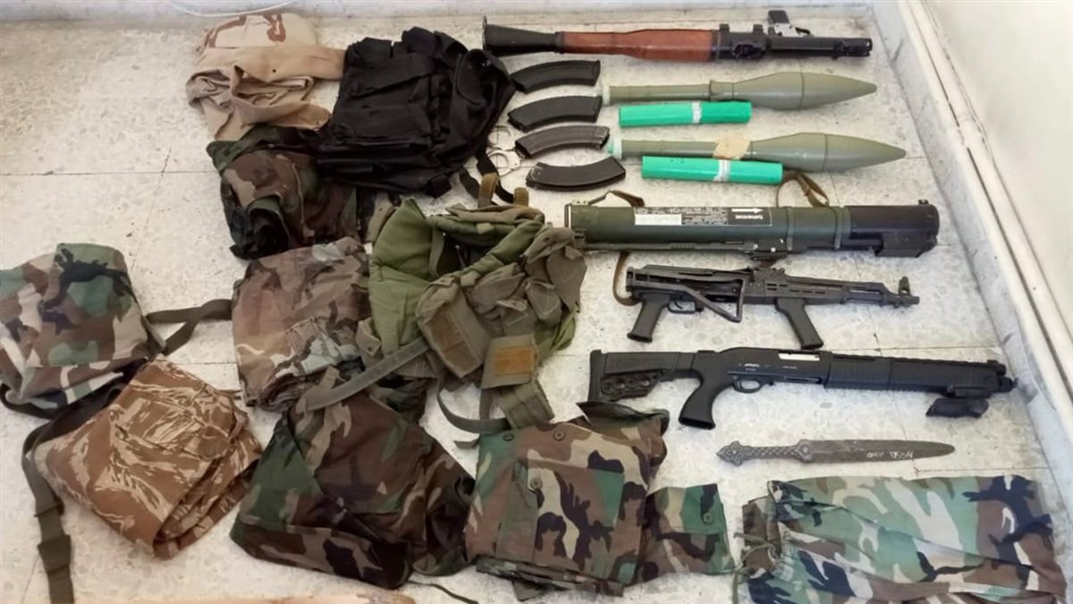 ضبط أسلحة وذخائر حربية في بعلبك بعد توقيف شخص بحوزته هوية مزورة