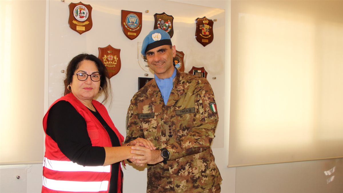 Donation to red cross Tyre (13)