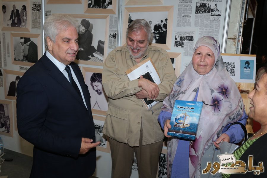 المحامية الدكتورة ندى يونس كتابها القانوني ( حقوق لبنان البحرية من منظور القانون الدولي) في بيروت