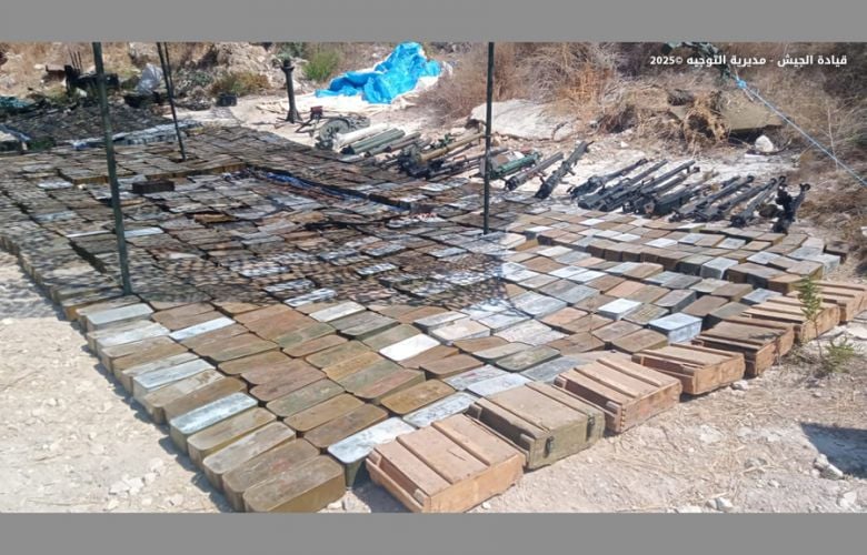 8 شاحنات أسلحة... الجيش يعلن تسلم كمية من السلاح الفلسطيني من مخيمي البداوي وعين الحلوة! (صور)