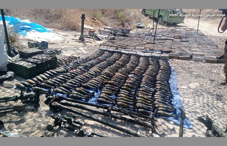 8 شاحنات أسلحة... الجيش يعلن تسلم كمية من السلاح الفلسطيني من مخيمي البداوي وعين الحلوة! (صور)