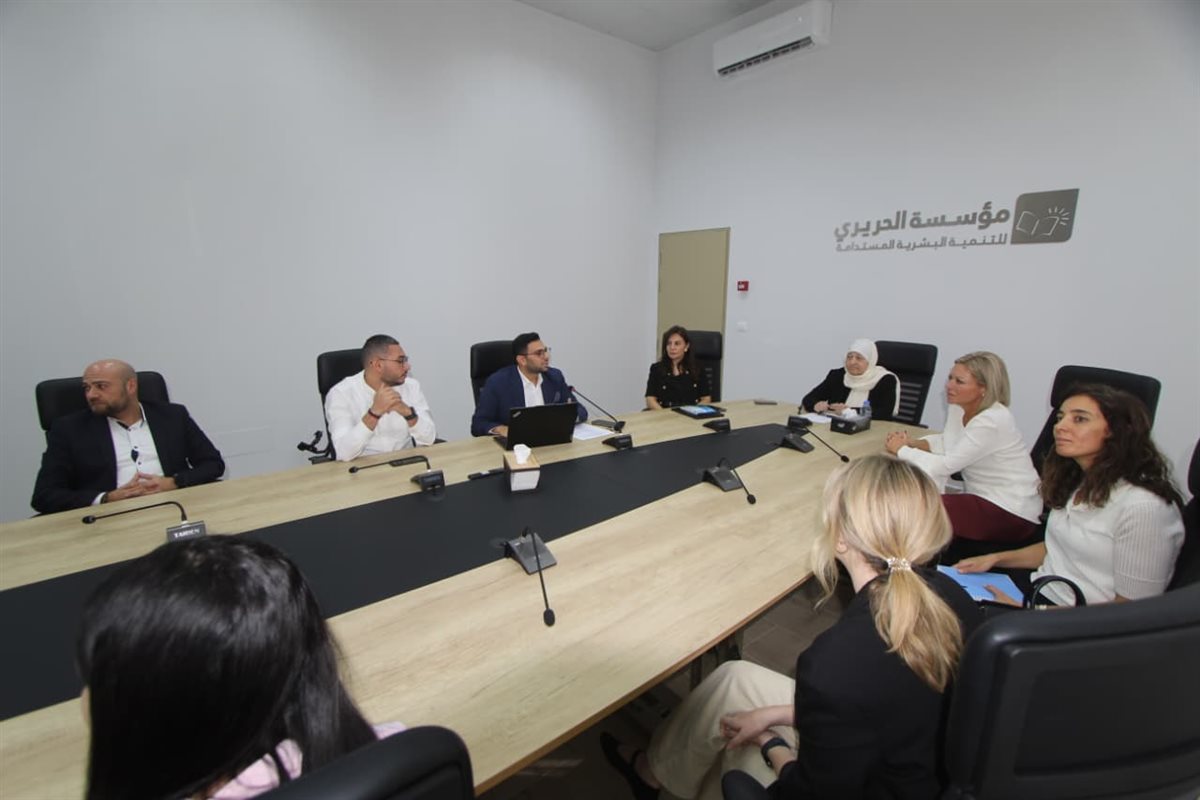 بهية الحريري تستقبل المنسقة الأممية بلاسخارت في صيدا وترافقها بجولة في المدينة القديمة