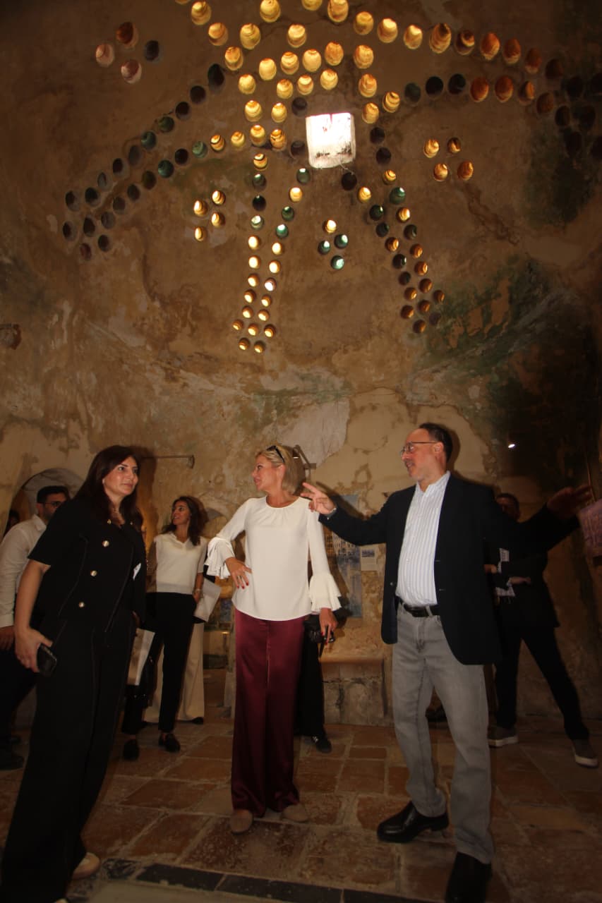 بهية الحريري تستقبل المنسقة الأممية بلاسخارت في صيدا وترافقها بجولة في المدينة القديمة