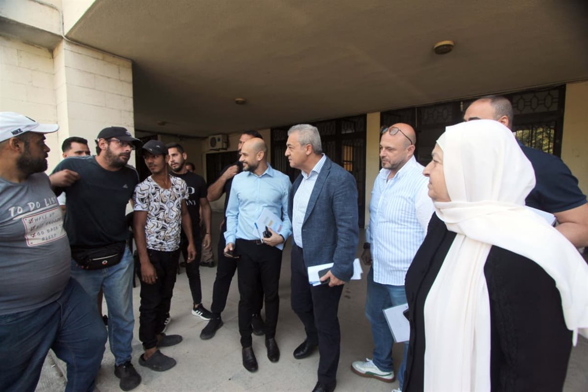 بهية الحريري أكدت لأصحاب البسطات العمل على حل عادل لقضيتهم