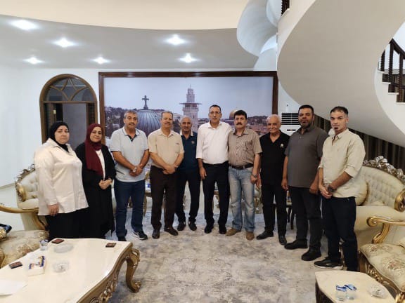 سفارة فلسطين بالعراق توزع منحة بدل إيجار لـ300 عائلة لاجئة