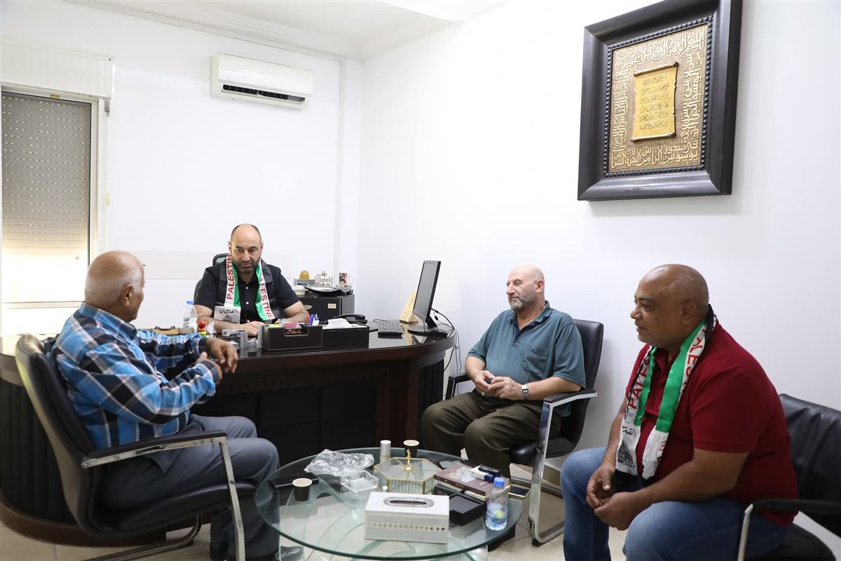 الرئيس علي نعمة يستقبل وفدا من الإتحاد الفلسطيني لكرة القدم - الشتات لبنان