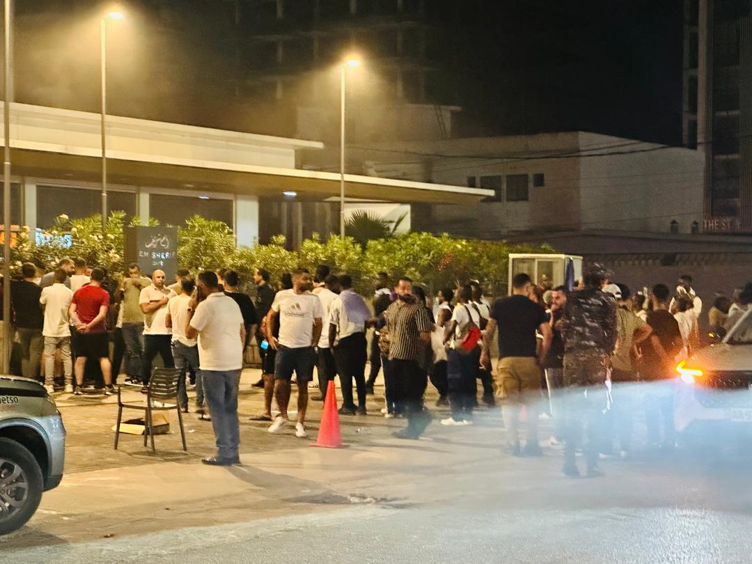 حريق ليلي في مطعم (أم شريف) اللبناني فرع أبيدجان