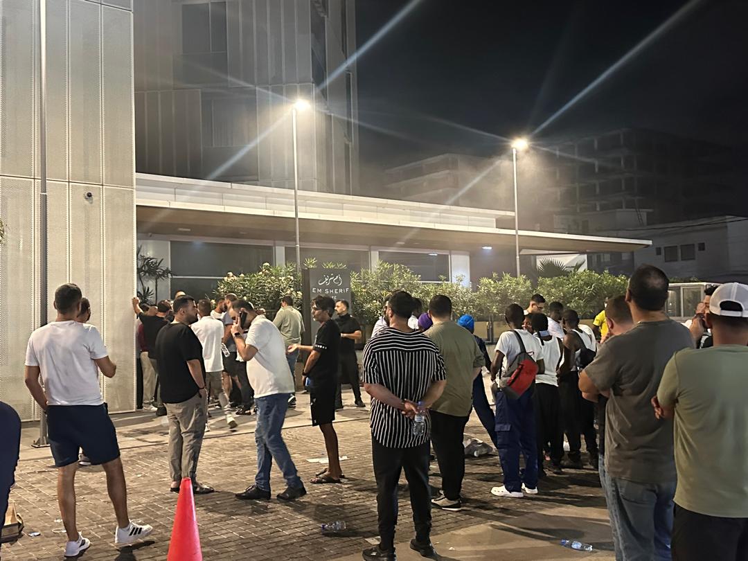 حريق ليلي في مطعم (أم شريف) اللبناني فرع أبيدجان