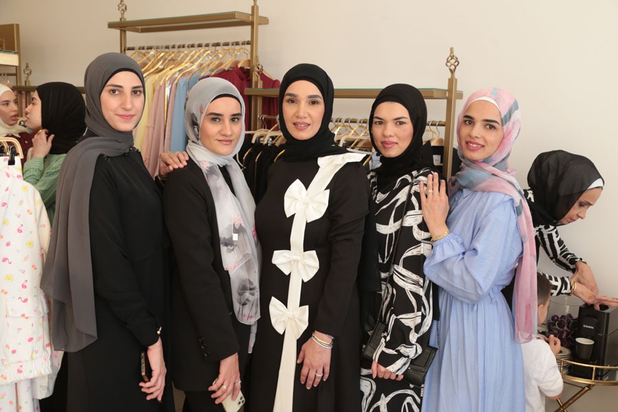 افتتاح محل Femmora المتخصص بالألبسة النسائية الراقية، في سنتر مراد طريق عام صور الناقورة