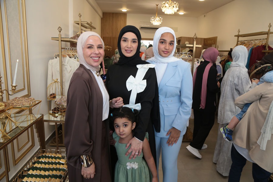 افتتاح محل Femmora المتخصص بالألبسة النسائية الراقية، في سنتر مراد طريق عام صور الناقورة