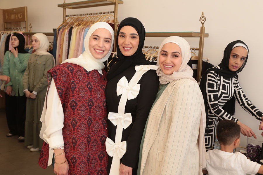 افتتاح محل Femmora المتخصص بالألبسة النسائية الراقية، في سنتر مراد طريق عام صور الناقورة