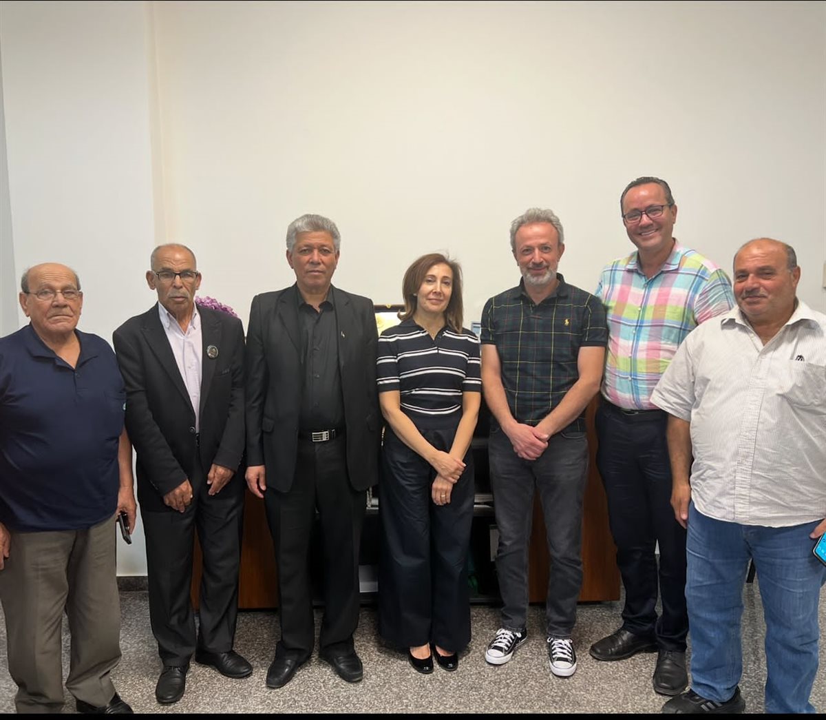 وفد اتحاد نقابات عمال فلسطين في لبنان يبحث التعاون الصحي مع المستشفى التركي في صيدا لخدمة أبناء المخيمات