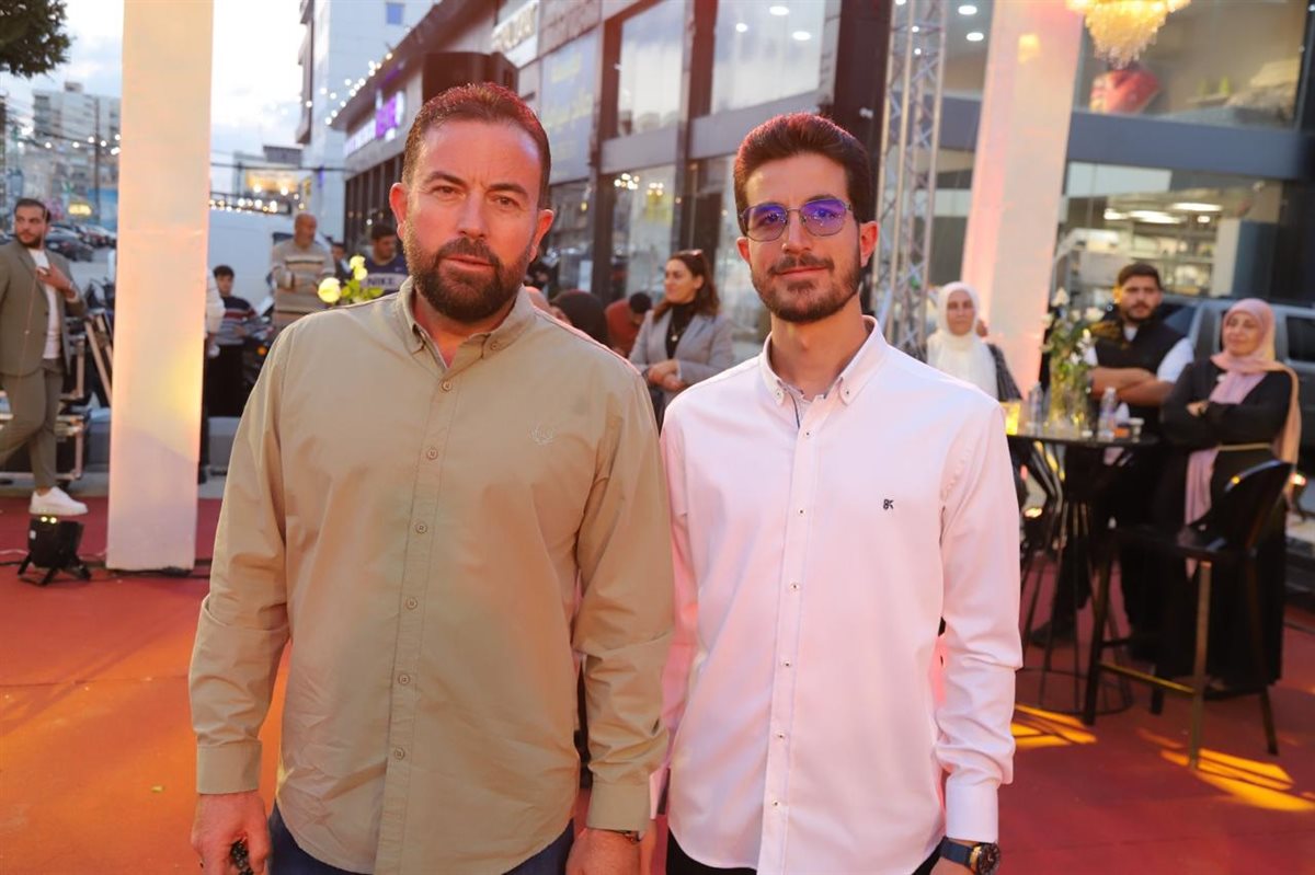 افتتاح حاشد لـ العندليب في صور: أكبر صالة عرض للأراغيل والسجائر في الجنوب