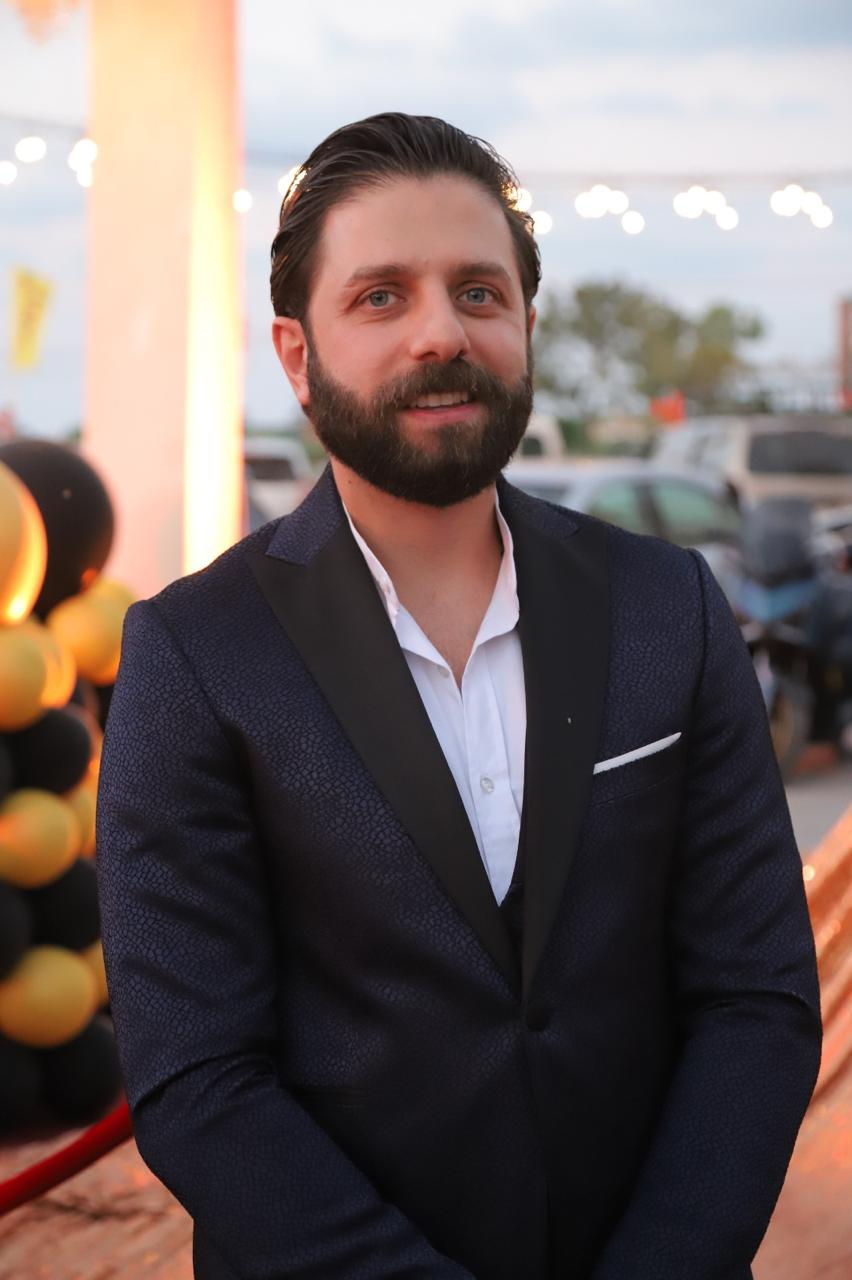 افتتاح حاشد لـ العندليب في صور: أكبر صالة عرض للأراغيل والسجائر في الجنوب