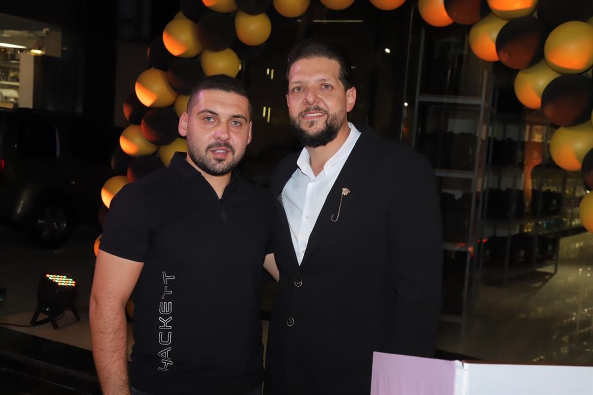 افتتاح حاشد لـ العندليب في صور: أكبر صالة عرض للأراغيل والسجائر في الجنوب