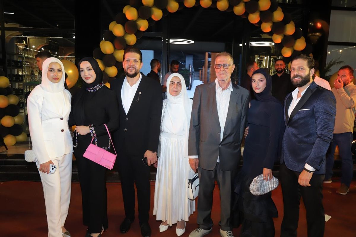 افتتاح حاشد لـ العندليب في صور: أكبر صالة عرض للأراغيل والسجائر في الجنوب