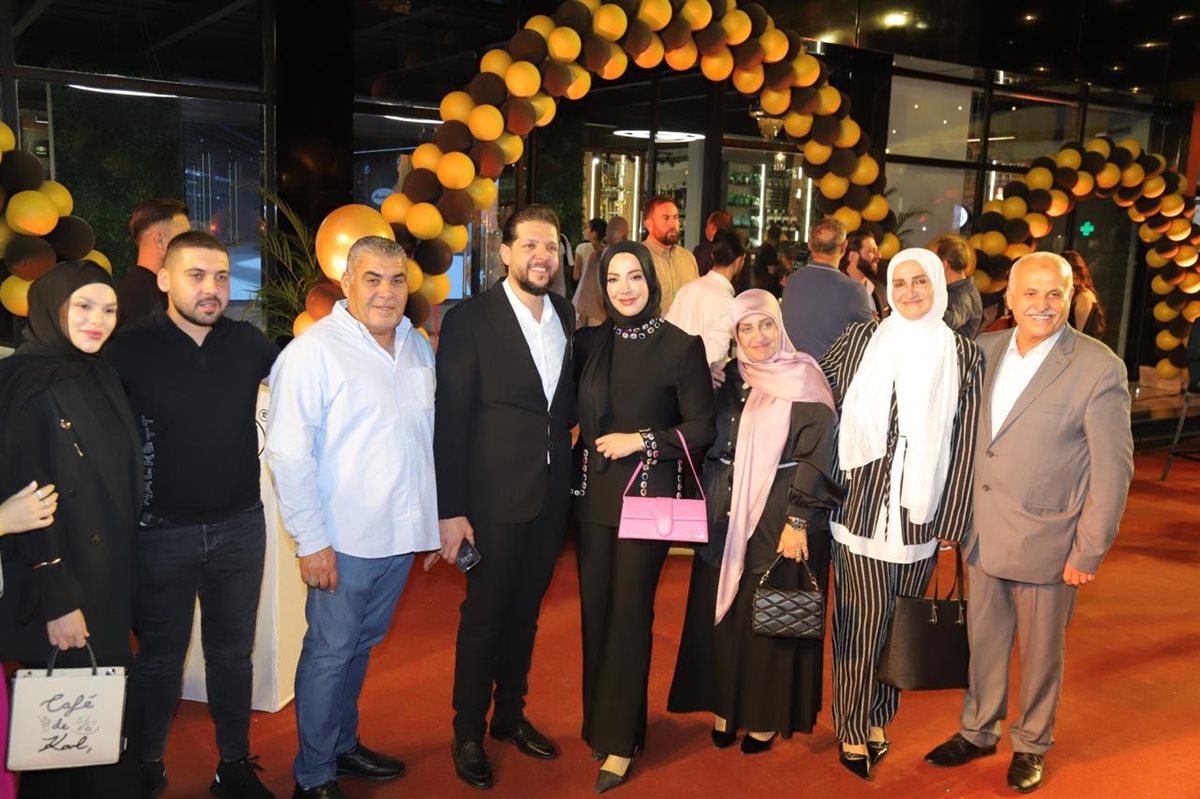 افتتاح حاشد لـ العندليب في صور: أكبر صالة عرض للأراغيل والسجائر في الجنوب