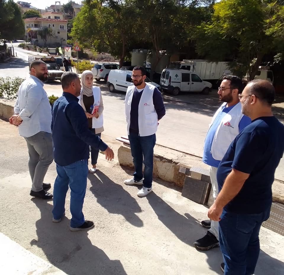 وفد أطباء بلا حدود يبحث مع بلدية الطيبة سبل التعاون الصحي وفد أطباء بلا حدود يبحث مع بلدية الطيبة سبل التعاون الصحي