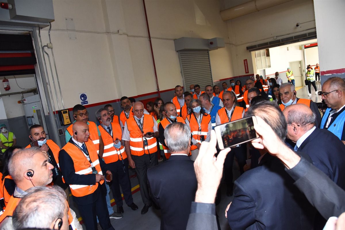 سقلاوي في لقاء مع الإعلاميين في العيد التسعين لـالريجي: عائدات الخزينة من ارباحنا ستلامس 500 مليون دولار سنة 2025 سقلاوي في لقاء مع الإعلاميين في العيد التسعين لـالريجي: عائدات الخزينة من ارباحنا ستلامس 500 مليون دولار سنة 2025