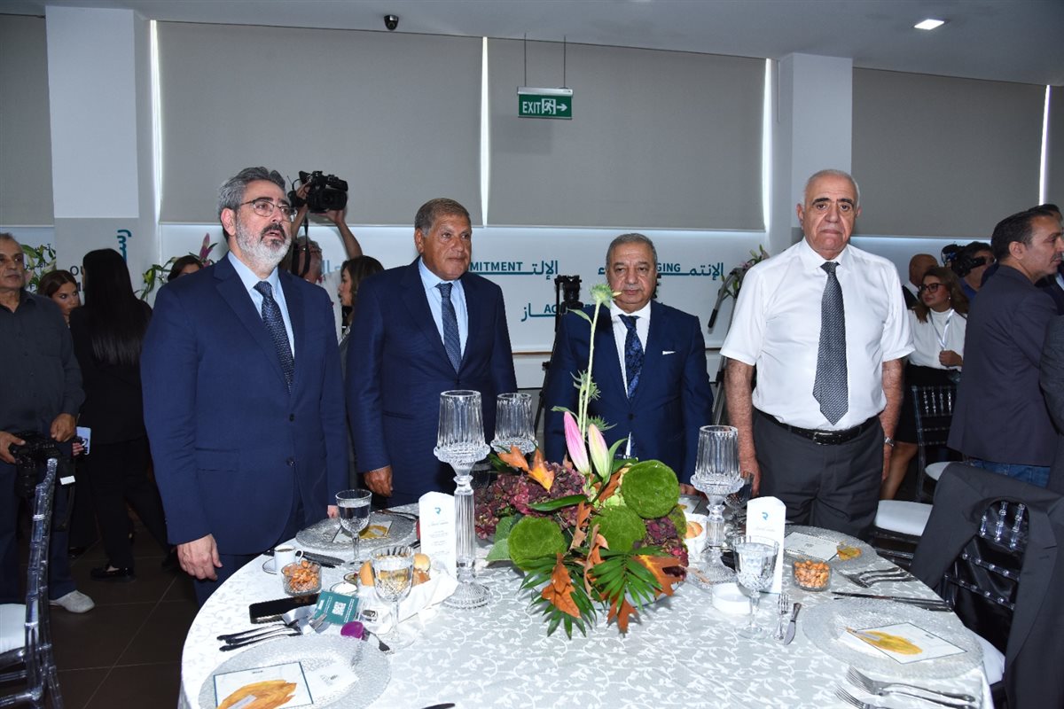 سقلاوي في لقاء مع الإعلاميين في العيد التسعين لـالريجي: عائدات الخزينة من ارباحنا ستلامس 500 مليون دولار سنة 2025 سقلاوي في لقاء مع الإعلاميين في العيد التسعين لـالريجي: عائدات الخزينة من ارباحنا ستلامس 500 مليون دولار سنة 2025