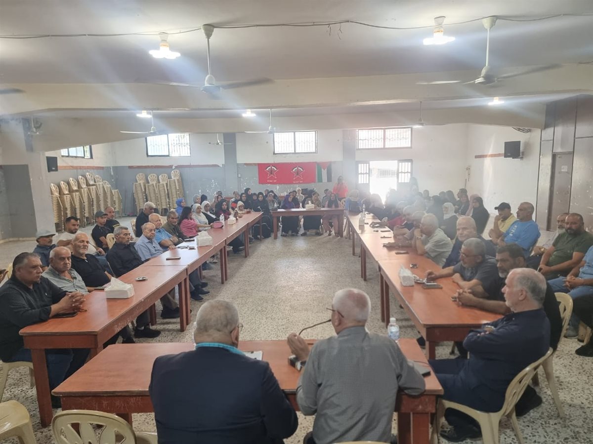 الجبهة الديمقراطية تنظم ندوة سياسية في مخيم البص حول خطة ترامب والاستراتيجية الفلسطينية المطلوبة