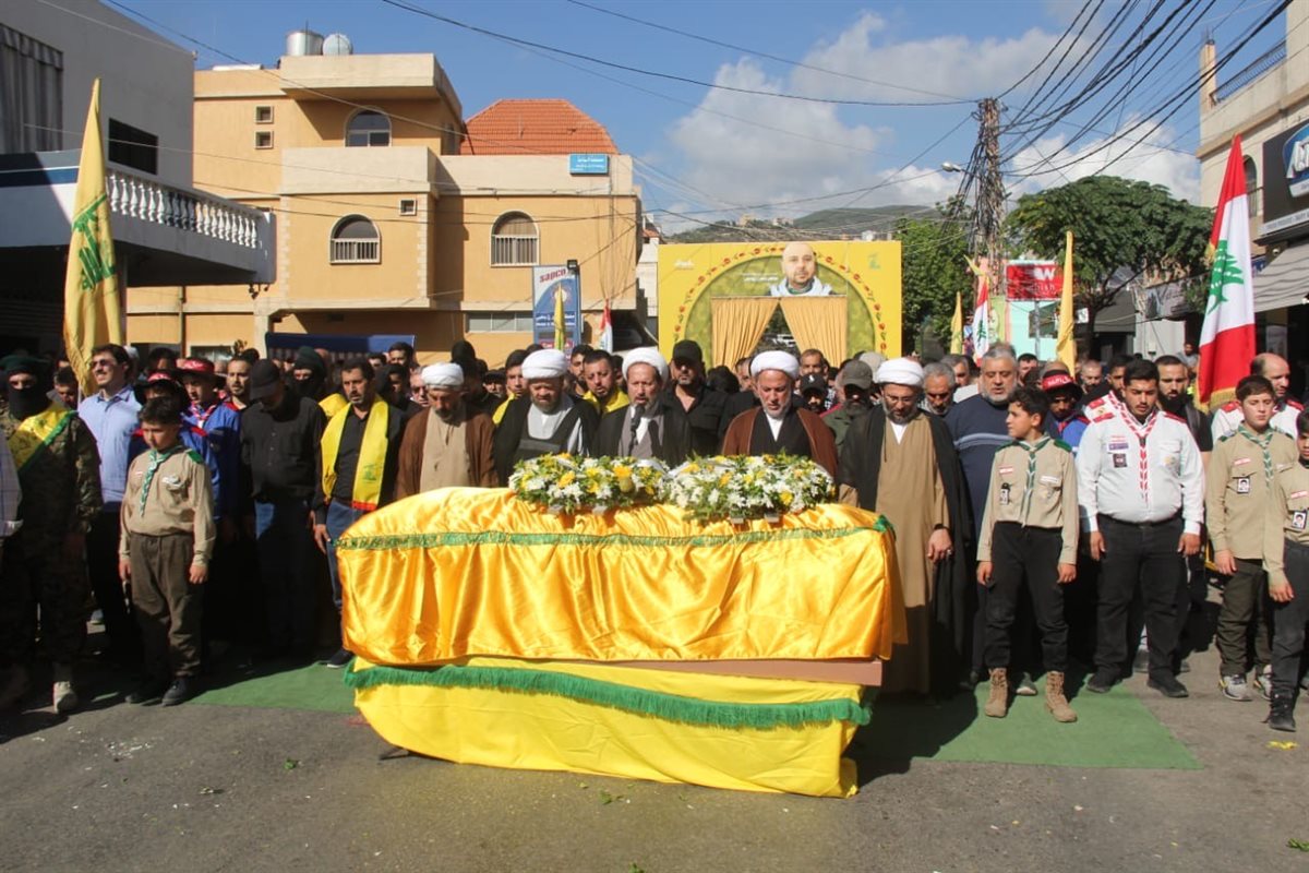 عربصاليم تشيع شهيدها ماهر حسن يونس في موكب مهيب تأكيدا على مواصلة درب المقاومة