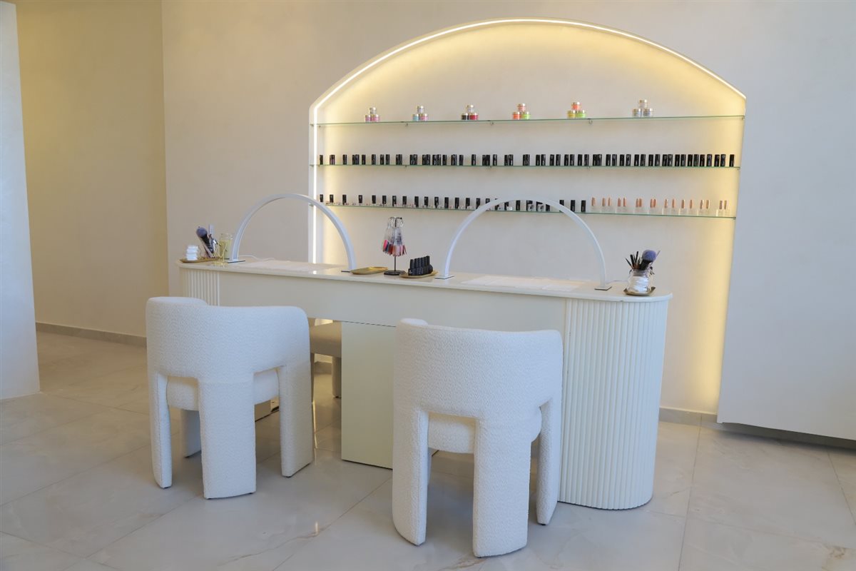 افتتاح Akkouch Clinic في الحوش: عناية بالأظافر، الشعر، ليزر وغيرها الكثير من خدمات الجمال!