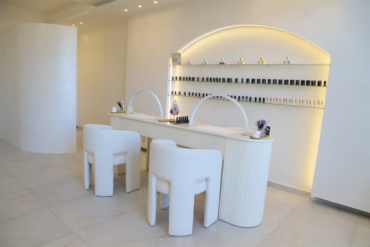 افتتاح Akkouch Clinic في الحوش: عناية بالأظافر، الشعر، ليزر وغيرها الكثير من خدمات الجمال!