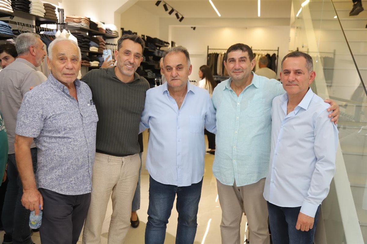 افتتاح فرع جديد لمحلات العجمي للألبسة الرجالية Al Ajami store في صور