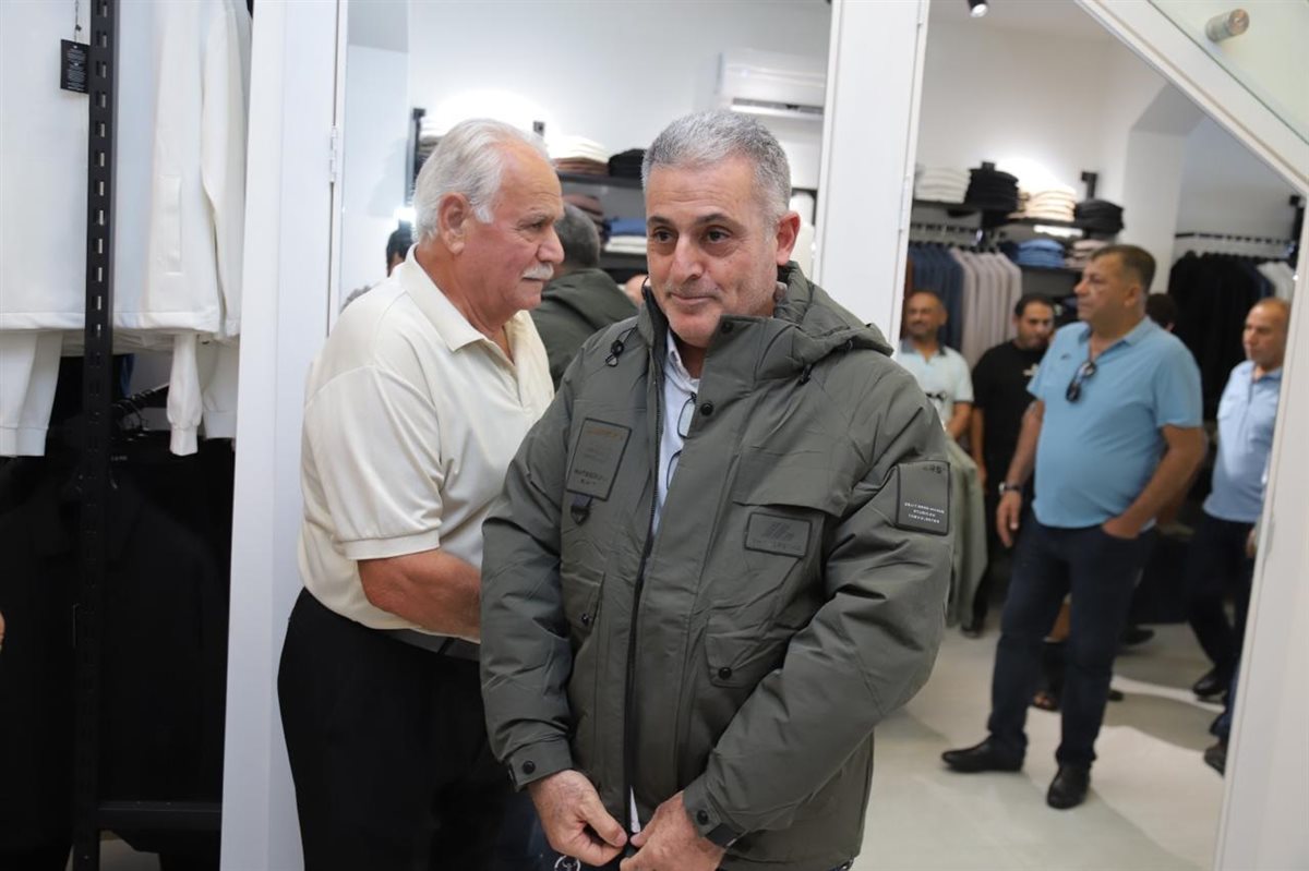 افتتاح فرع جديد لمحلات العجمي للألبسة الرجالية Al Ajami store في صور