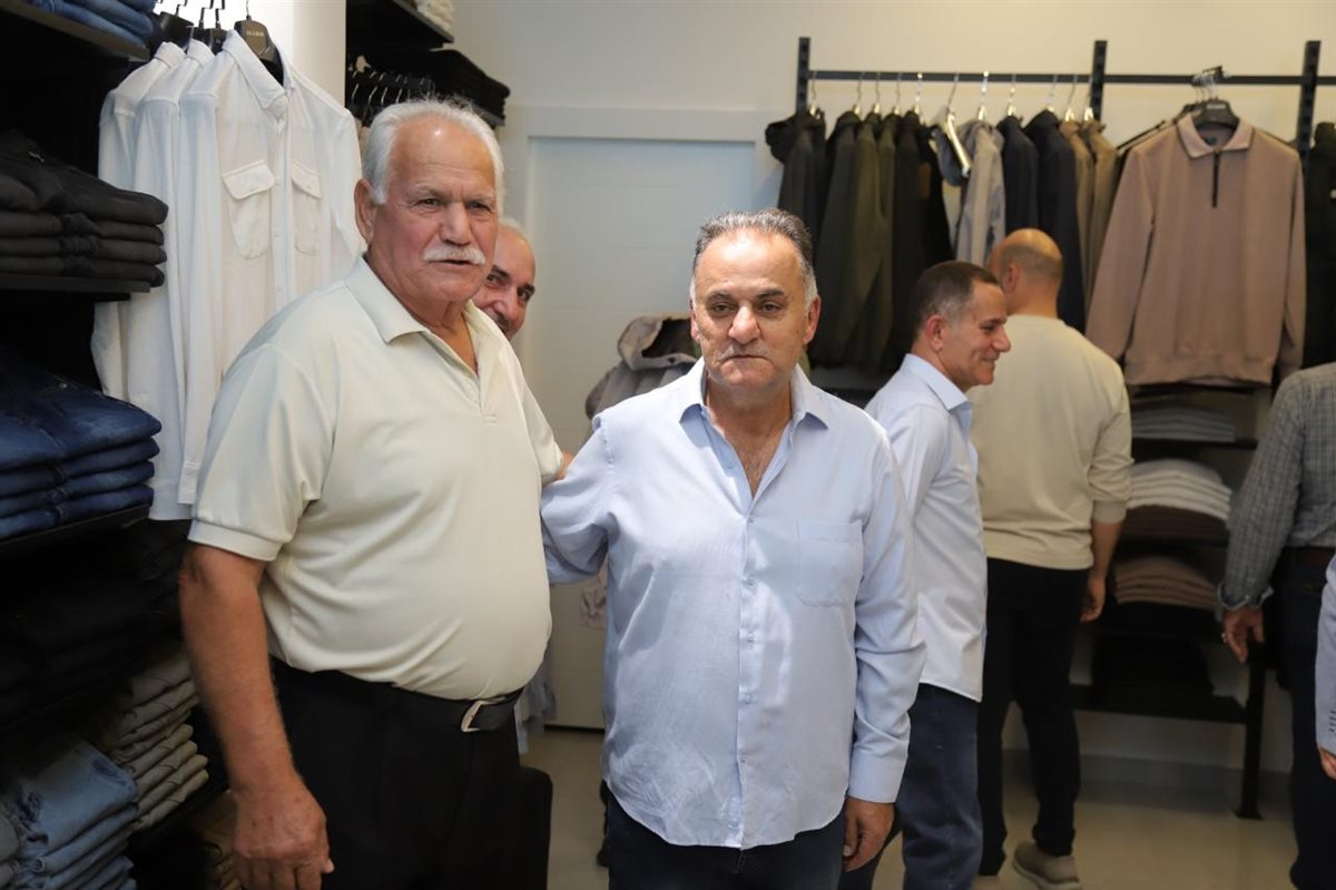 افتتاح فرع جديد لمحلات العجمي للألبسة الرجالية Al Ajami store في صور