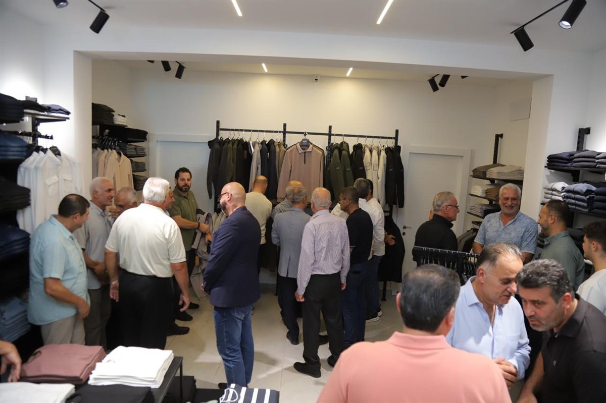 افتتاح فرع جديد لمحلات العجمي للألبسة الرجالية Al Ajami store في صور