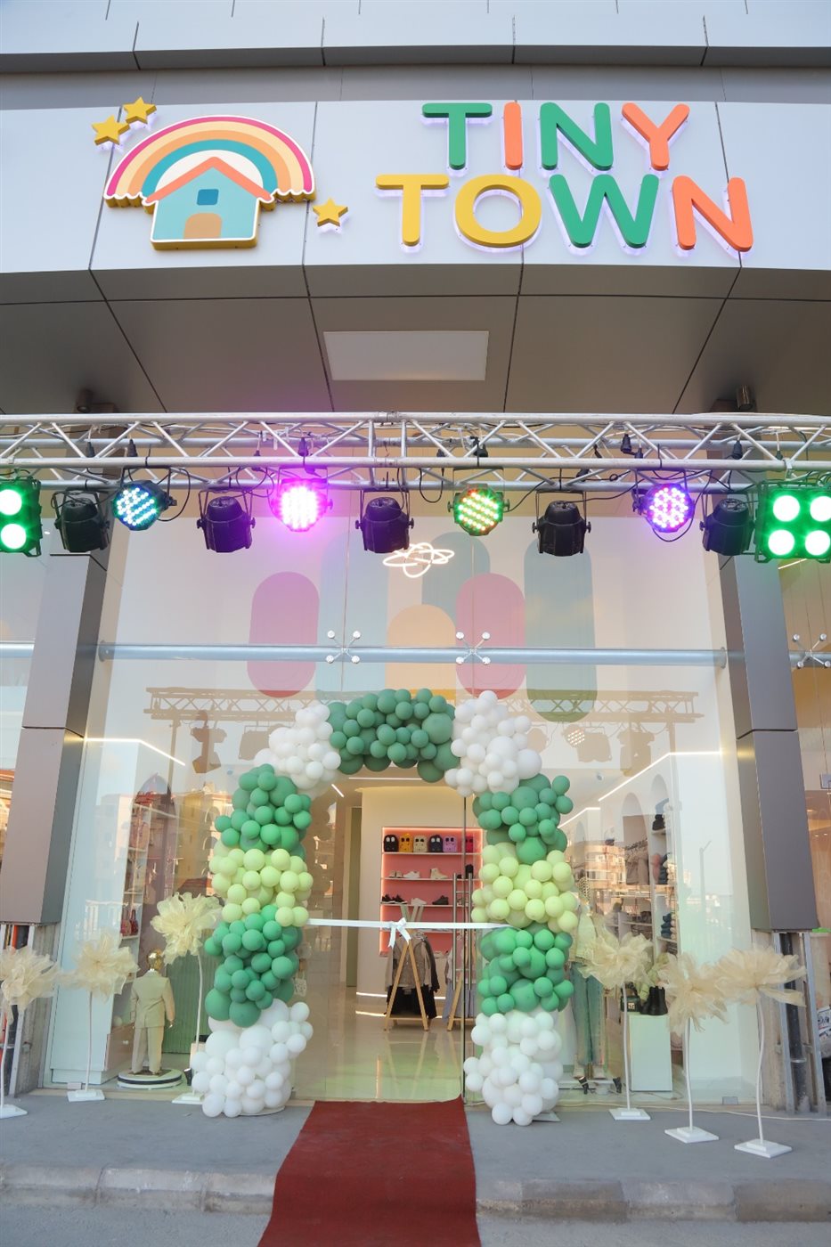 افتتاح Tiny Town: عالم واسع من الألبسة الولادية التركية بتصاميم عالمية وجودة عالية افتتاح Tiny Town: عالم واسع من الألبسة الولادية التركية بتصاميم عالمية وجودة عالية
