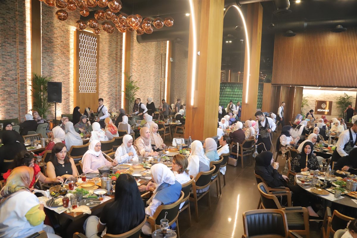 فطور صباحي بمناسبة مولد السيدة زينب (ع) وريع أسعار بطاقاته للعائلات النازحة من الشريط الحدودي فطور صباحي بمناسبة مولد السيدة زينب (ع) وريع أسعار بطاقاته للعائلات النازحة من الشريط الحدودي