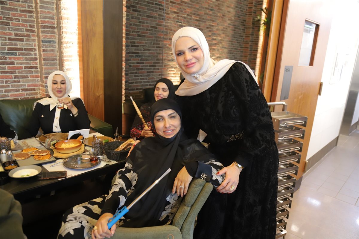 فطور صباحي بمناسبة مولد السيدة زينب (ع) وريع أسعار بطاقاته للعائلات النازحة من الشريط الحدودي فطور صباحي بمناسبة مولد السيدة زينب (ع) وريع أسعار بطاقاته للعائلات النازحة من الشريط الحدودي