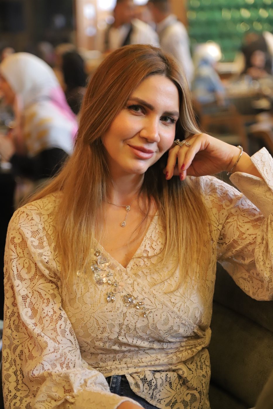 فطور صباحي بمناسبة مولد السيدة زينب (ع) وريع أسعار بطاقاته للعائلات النازحة من الشريط الحدودي فطور صباحي بمناسبة مولد السيدة زينب (ع) وريع أسعار بطاقاته للعائلات النازحة من الشريط الحدودي