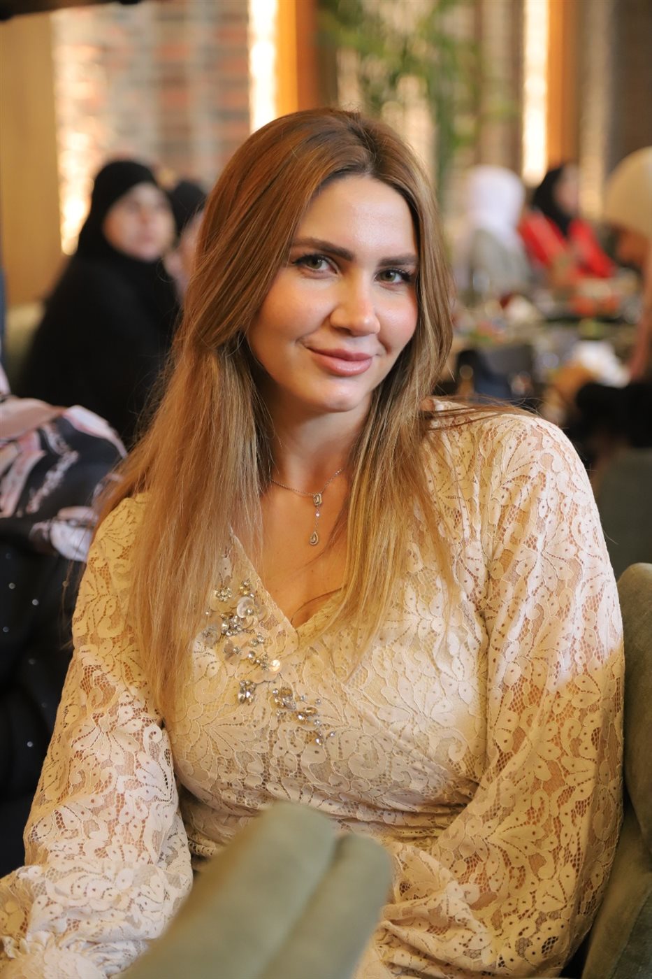 فطور صباحي بمناسبة مولد السيدة زينب (ع) وريع أسعار بطاقاته للعائلات النازحة من الشريط الحدودي فطور صباحي بمناسبة مولد السيدة زينب (ع) وريع أسعار بطاقاته للعائلات النازحة من الشريط الحدودي