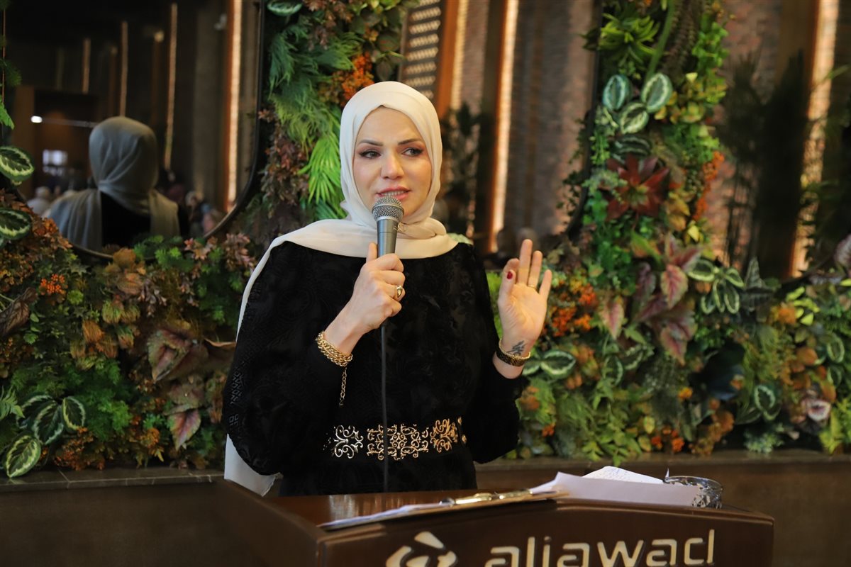 فطور صباحي بمناسبة مولد السيدة زينب (ع) وريع أسعار بطاقاته للعائلات النازحة من الشريط الحدودي فطور صباحي بمناسبة مولد السيدة زينب (ع) وريع أسعار بطاقاته للعائلات النازحة من الشريط الحدودي