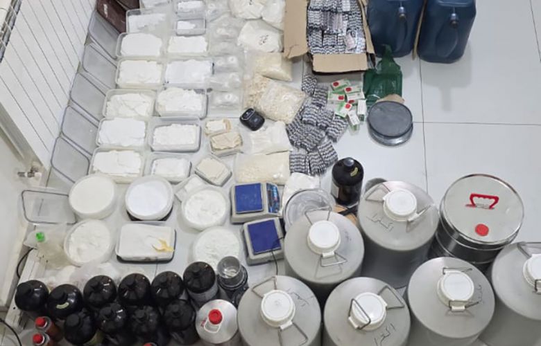 مخبأ سري... على ماذا عثر الجيش داخل منزل أحد المطلوبين الخطيرين؟ مخبأ سري... على ماذا عثر الجيش داخل منزل أحد المطلوبين الخطيرين؟