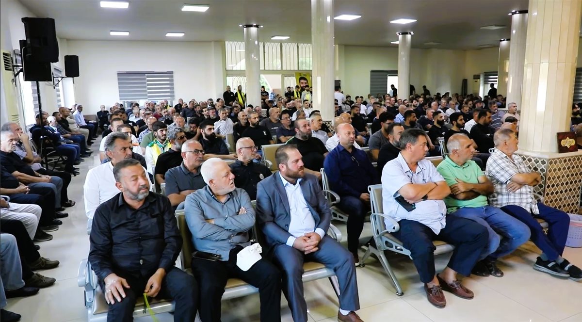 حزب الله يحيي الاحتفال التكريمي للشهيد محمد عربية في بلدة القليلة ومواقف للشيخ خليل رزق  حزب الله يحيي الاحتفال التكريمي للشهيد محمد عربية في بلدة القليلة ومواقف للشيخ خليل رزق