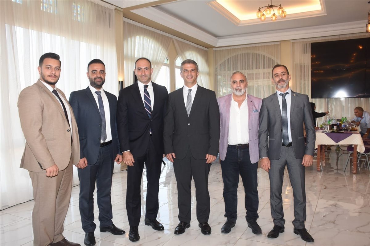 المرشح مروان نهاد جبر يلتقي أسرة المحامين في النبطية: نقابة واحدة وشفافية في العمل النقابي المرشح مروان نهاد جبر يلتقي أسرة المحامين في النبطية: نقابة واحدة وشفافية في العمل النقابي