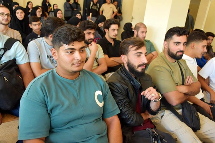 معهد جويا الفني يكرم الأستاذ محمود دكروب تقديرا لمسيرته التعليمية