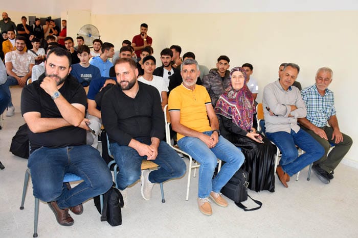 معهد جويا الفني يكرم الأستاذ محمود دكروب تقديرا لمسيرته التعليمية