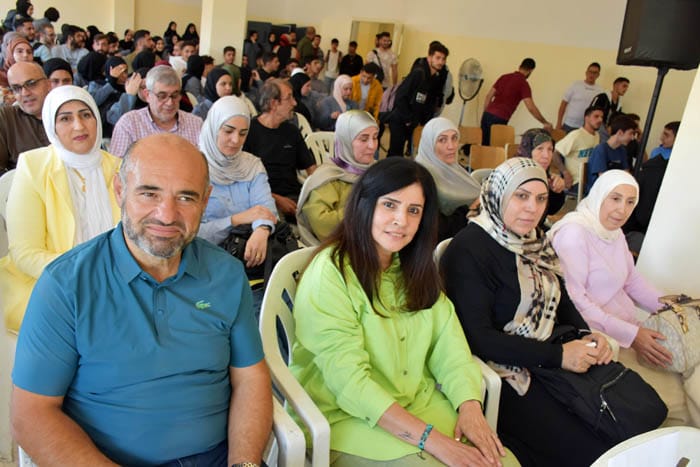 معهد جويا الفني يكرم الأستاذ محمود دكروب تقديرا لمسيرته التعليمية