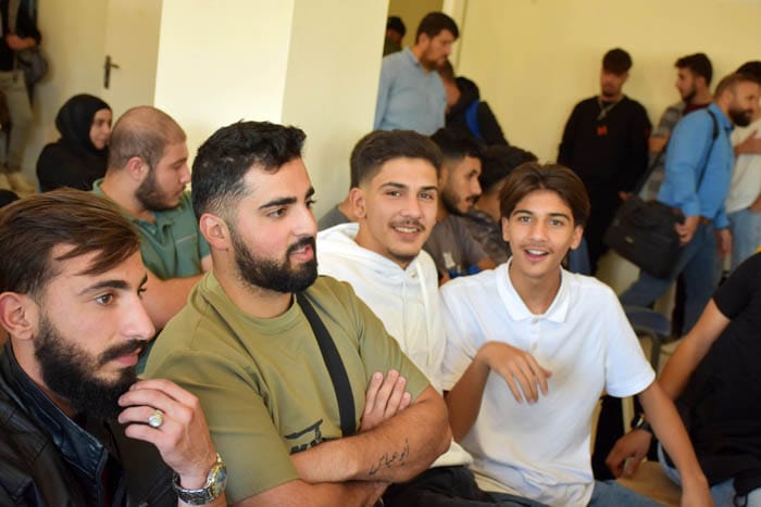 معهد جويا الفني يكرم الأستاذ محمود دكروب تقديرا لمسيرته التعليمية