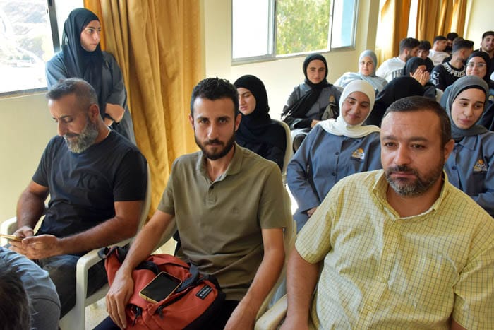 معهد جويا الفني يكرم الأستاذ محمود دكروب تقديرا لمسيرته التعليمية