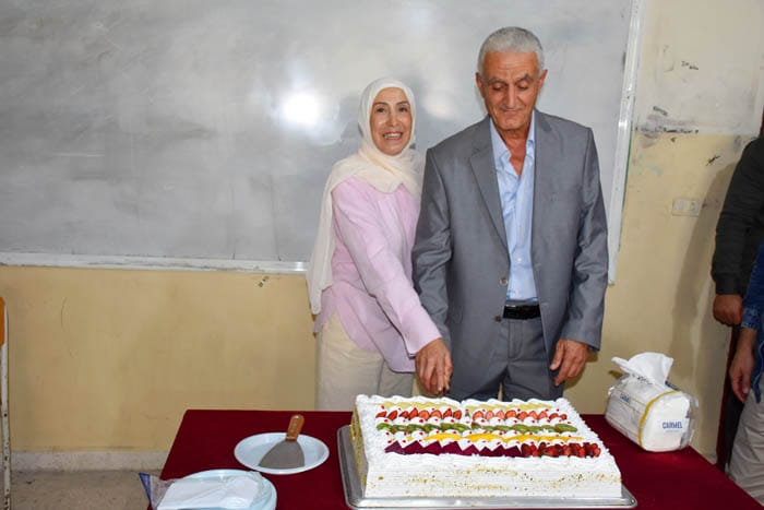 معهد جويا الفني يكرم الأستاذ محمود دكروب تقديرا لمسيرته التعليمية